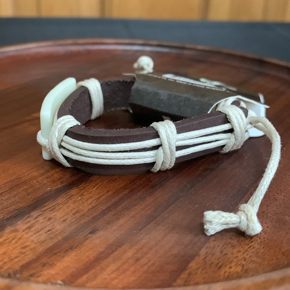 NWT CTA brown and white "Trust" adjustable bracelet - Picture 3 of 5